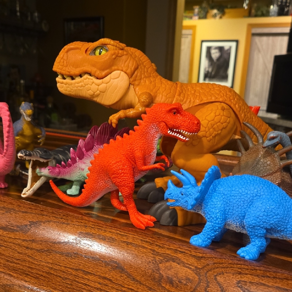 Orange and Blue Reptile Habitat Dinosaur Toy Set - Unbranded
